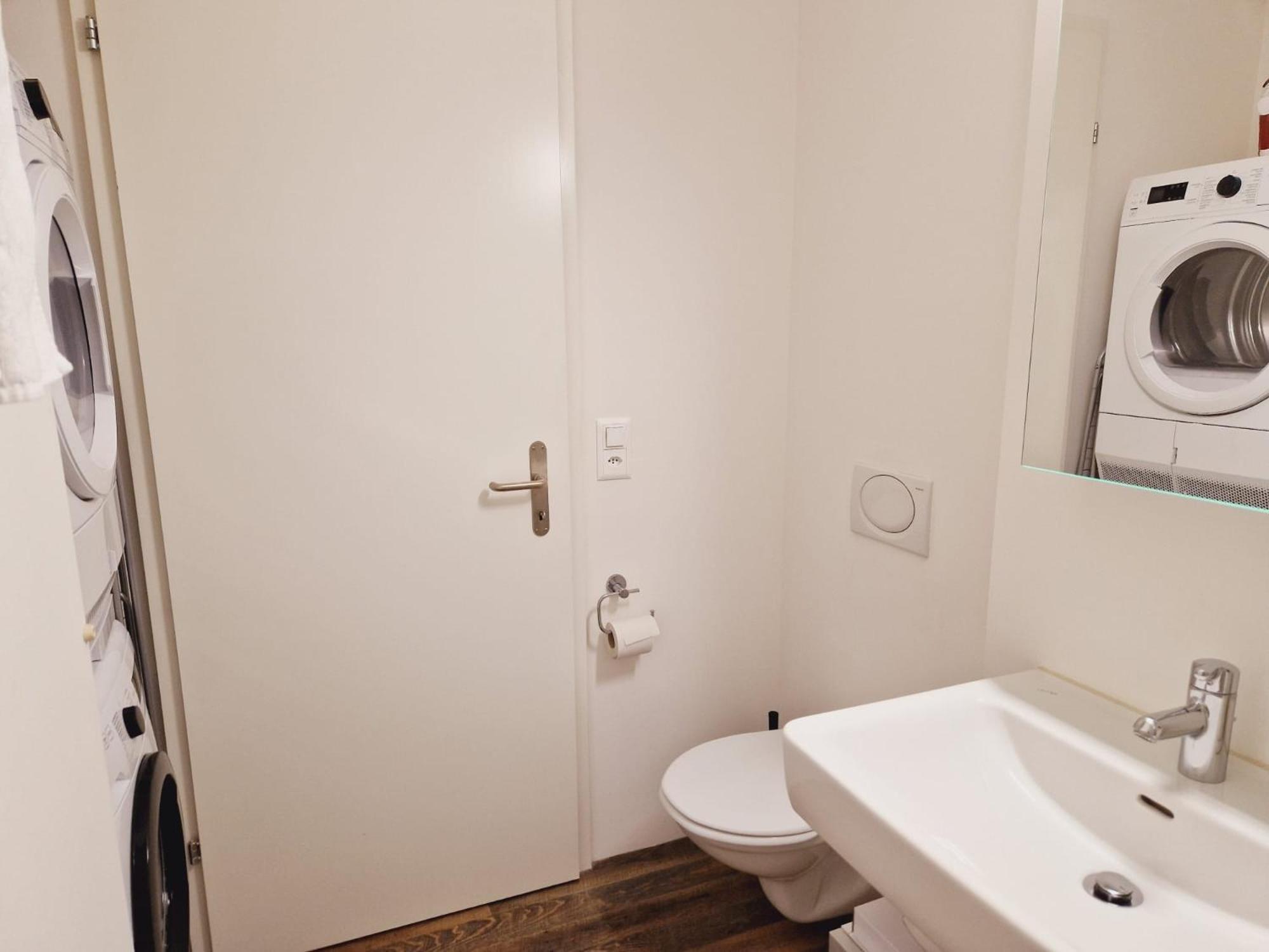 Easy-Living Lucerne City Apartments 1 ภายนอก รูปภาพ