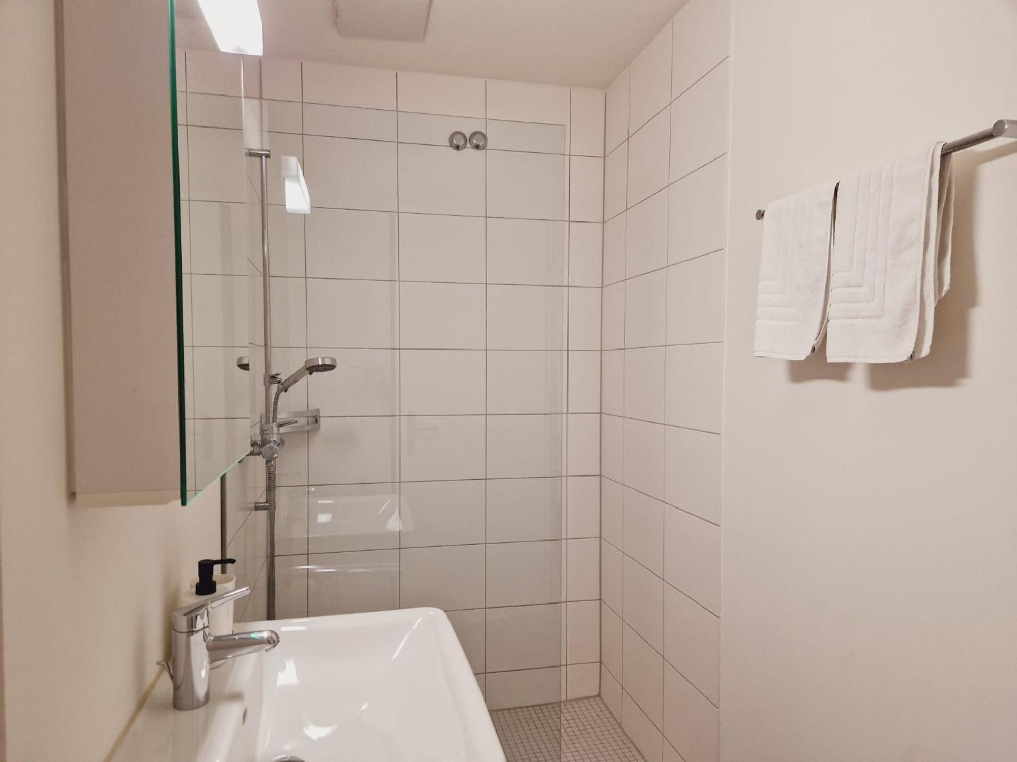 Easy-Living Lucerne City Apartments 1 ภายนอก รูปภาพ